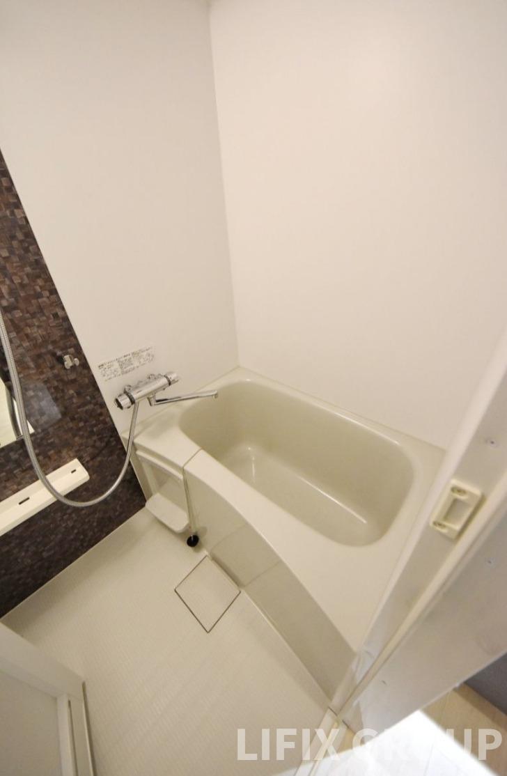 バス・シャワールーム　風呂