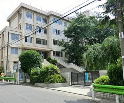 小学校　練馬区立大泉小学校（小学校）まで416m