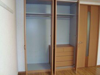 収納　クローゼット