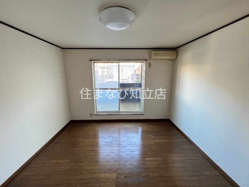 居室・リビング　同型タイプ