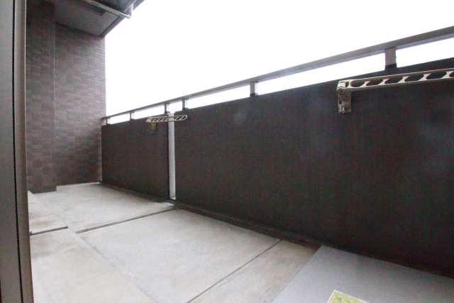 バルコニー　※別室の参考写真の為、現況優先です。