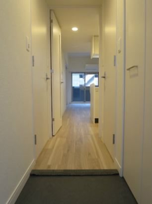 玄関　★見学予約受付中★