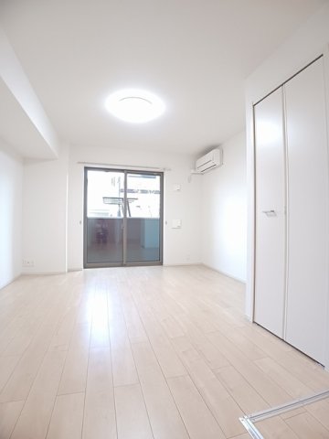 居室・リビング　おしゃれな居間です