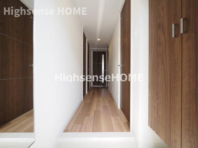 玄関　落ち着いた玄関です