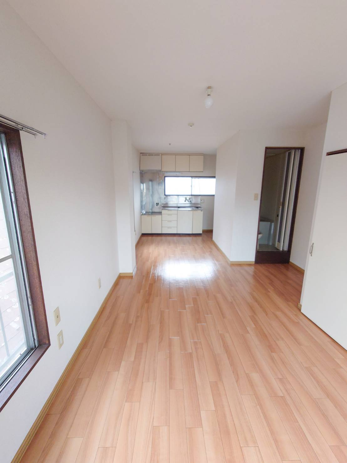 その他部屋・スペース　反転タイプ（別の部屋の写真です。）