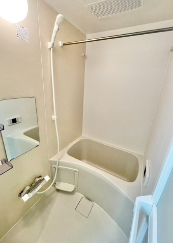 バス・シャワールーム　アムール白楽