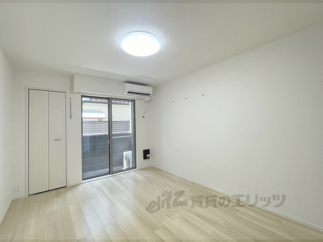 居室・リビング　洋室