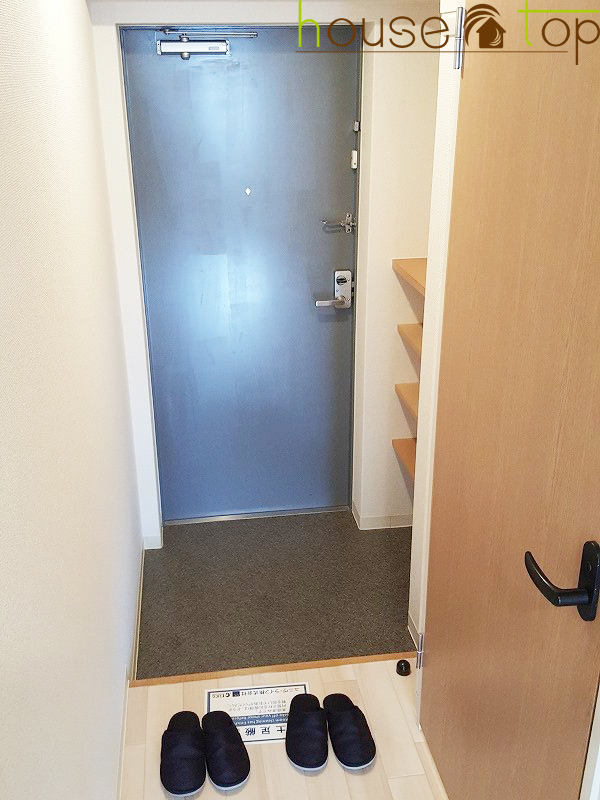 玄関　シューズボックス完備