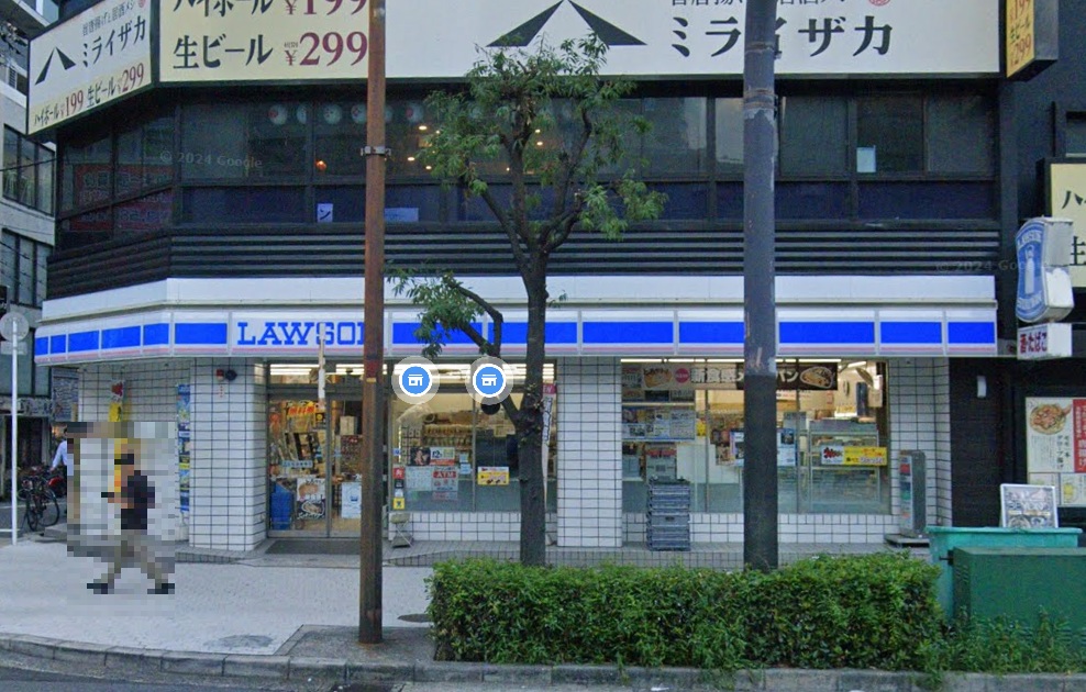コンビニ　ローソン谷町三丁目西店（コンビニ）まで107m