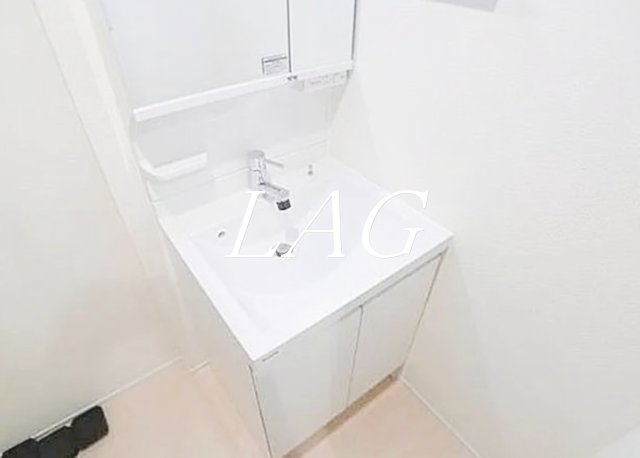 洗面設備　独立洗面台です。