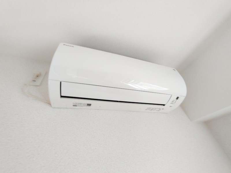 その他設備　エアコン完備（洋室＆ＬＤＫ）