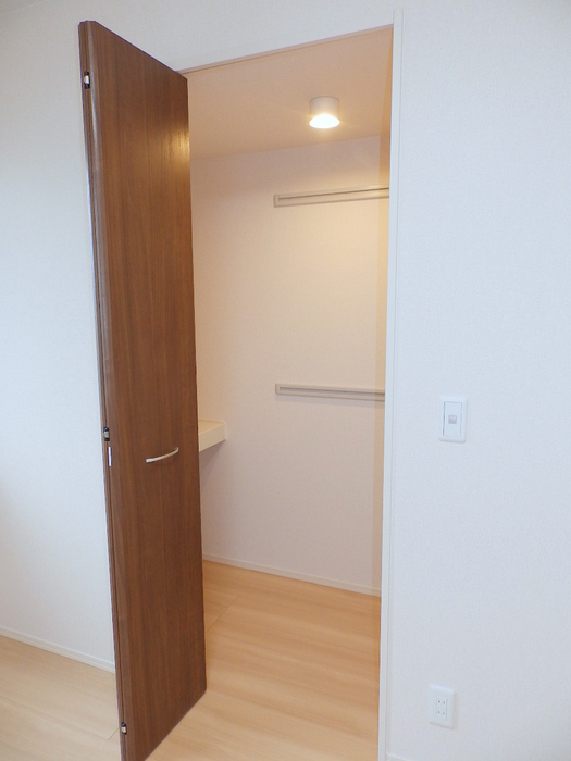 収納　クローゼット