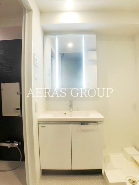 洗面設備　別部屋同仕様タイプ