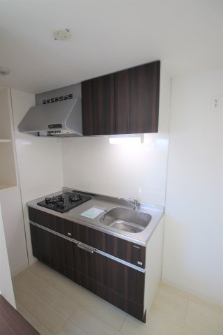 キッチン　トイレもきれいです※同施工会社同タイプ間取りの参考写真です