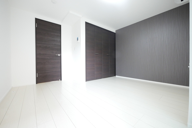 居室・リビング　★フローリングの綺麗な洋室です★