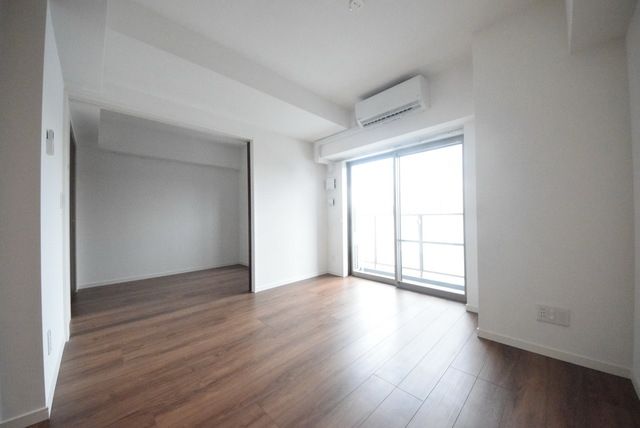 居室・リビング　★★木目調の落ち着きのあるフローリング★★