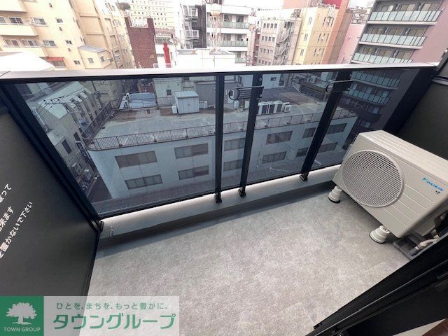 バルコニー　バルコニー