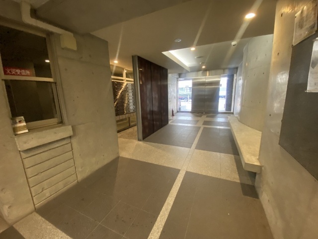 ロビー　広々ロビー