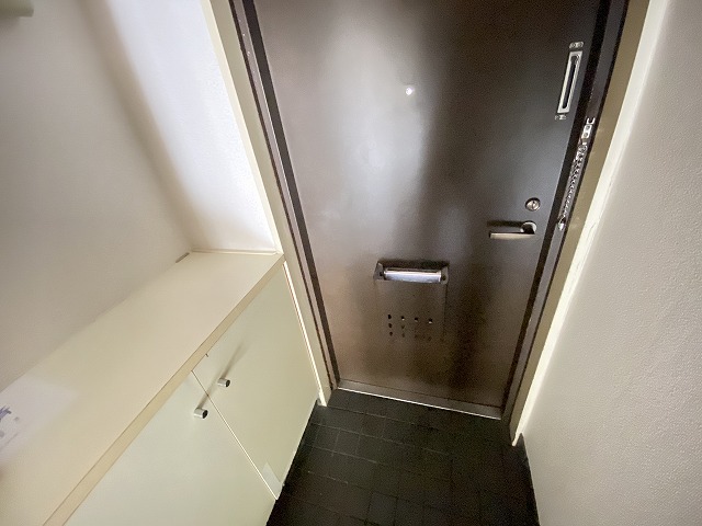 玄関　※別室参考写真