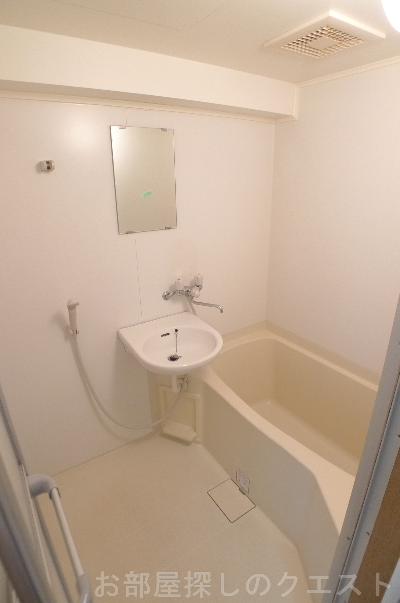 バス・シャワールーム　（写真は同タイプ）