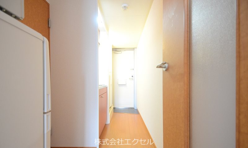 玄関　同等タイプのイメージ写真です。