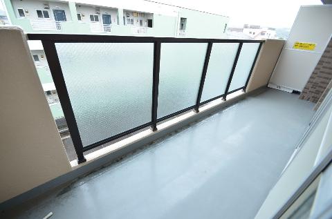 バルコニー　ベランダ