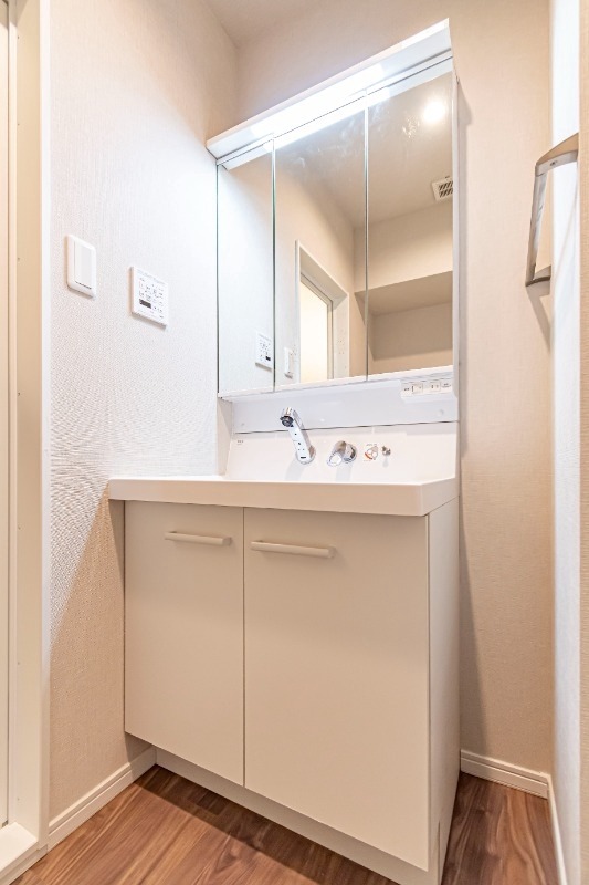洗面設備　★収納付き、独立洗面台★