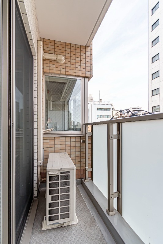 バルコニー　★洗濯物を干すスペース充分に取れます★