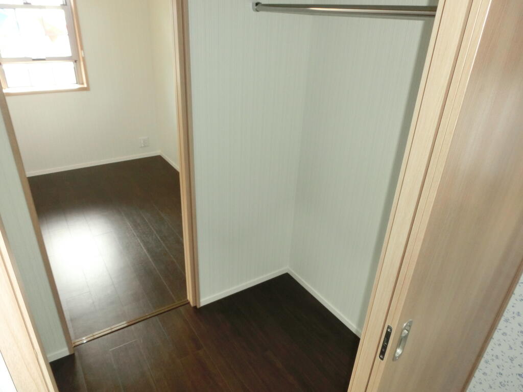 収納　ウォークインクローゼット