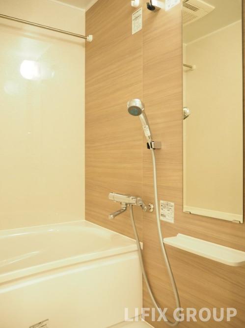 バス・シャワールーム　風呂