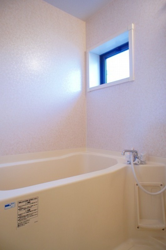 バス・シャワールーム　図面と現状に相違がある場合には現状を優先