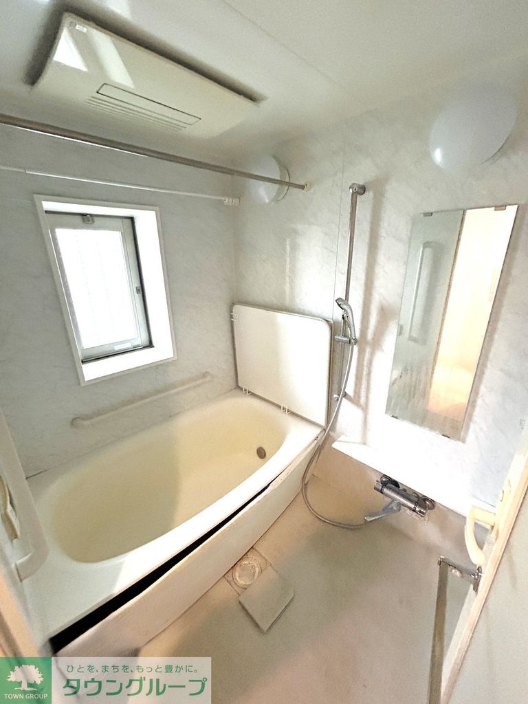 バス・シャワールーム　バスルーム