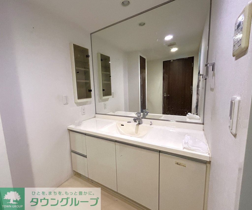 洗面設備　パウダールーム