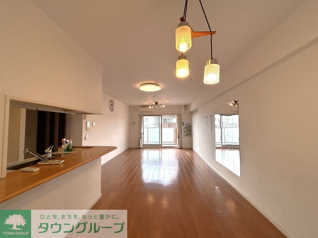 居室・リビング　リビング（家具調度品は含まれません）