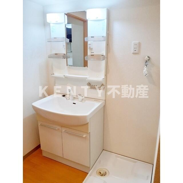 洗面設備　忙しい朝には欠かせない洗面所です