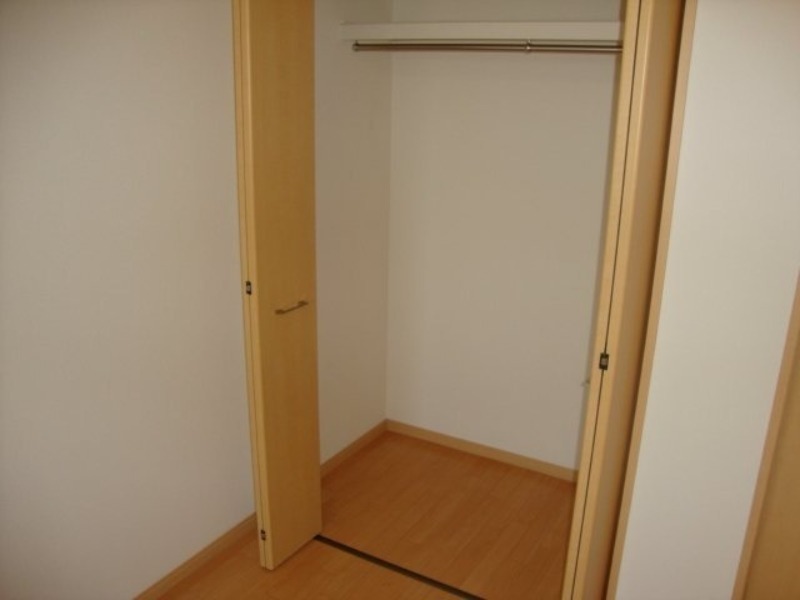 収納　図面と現状に相違がある場合には現状を優先