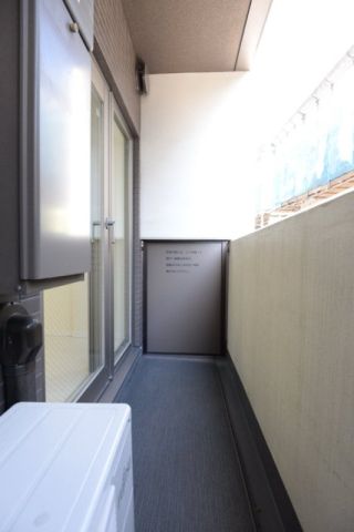 バルコニー　（別タイプ参考写真）ヴォーガコルテ板橋本町アジールコート　板