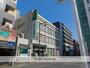 銀行　三井住友銀行 亀戸支店（銀行）まで690m