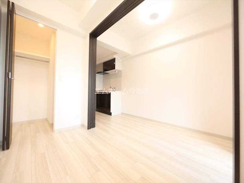 その他部屋・スペース　洋室3.0帖　窓付（換気良好）