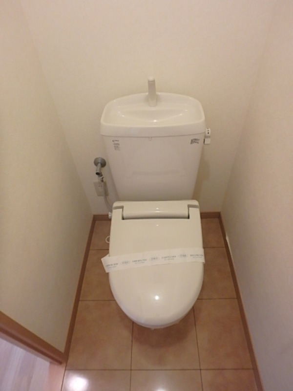 トイレ　図面と現状に相違がある場合には現状を優先