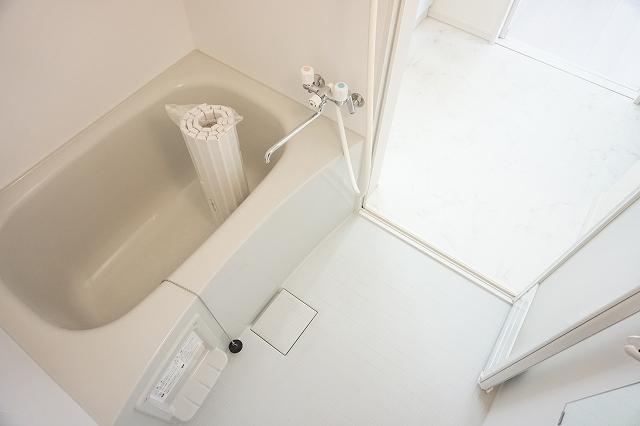 バス・シャワールーム　浴室