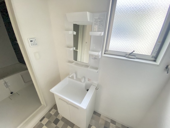 洗面設備　※別部屋の写真です