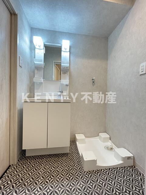 洗面設備　使いやすい洗面所です