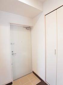 玄関　アルコバレーノシンメイの玄関