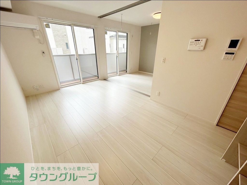 居室・リビング　★お部屋探しは株式会社タウンハウジング東京まで★