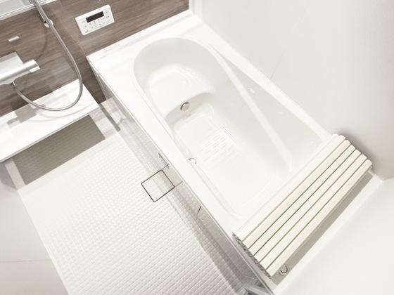 バス・シャワールーム　一坪風呂