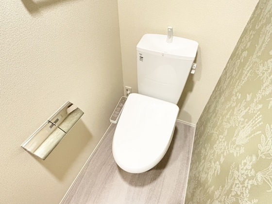 トイレ　シャワー付きトイレ