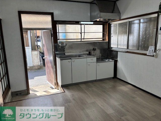 居室・リビング　キッチン