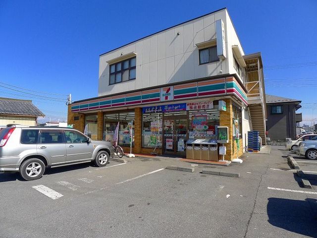 コンビニ　セブンイレブン館林栄町店（コンビニ）まで550m