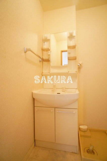 洗面設備　忙しい朝には欠かせない洗面所です♪